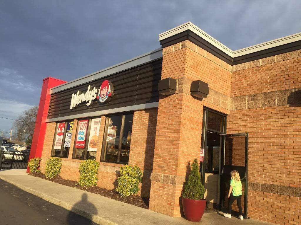 Wendys | restaurant | 1701 Gunter Ave, Guntersville, AL 35976, USA | 2565827972 OR +1 256-582-7972