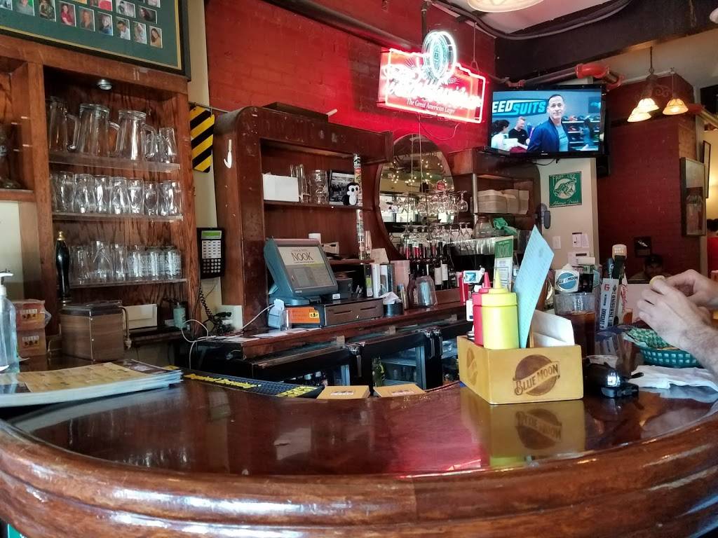 The Nook | restaurant | 492 Hamline Ave S, St Paul, MN 55116, USA | 6516984347 OR +1 651-698-4347