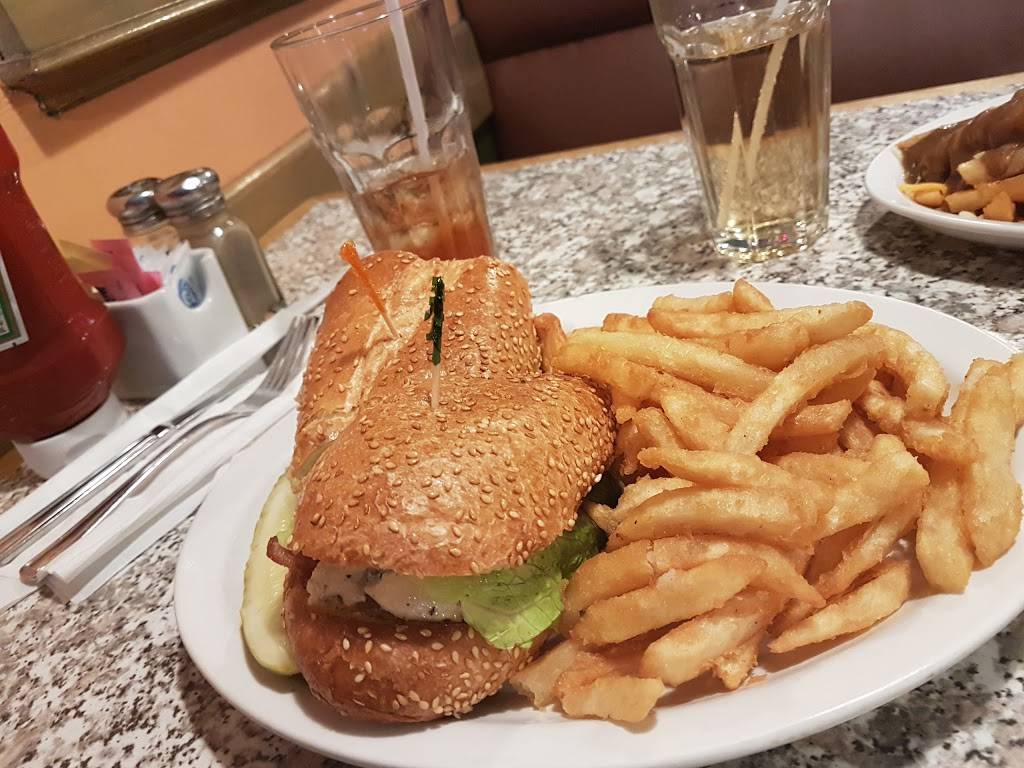 Fickle Pickle Restaurant | restaurant | 6302 Main St, Whitchurch-Stouffville, ON L4A 1G8, Canada | 9056405707 OR +1 905-640-5707