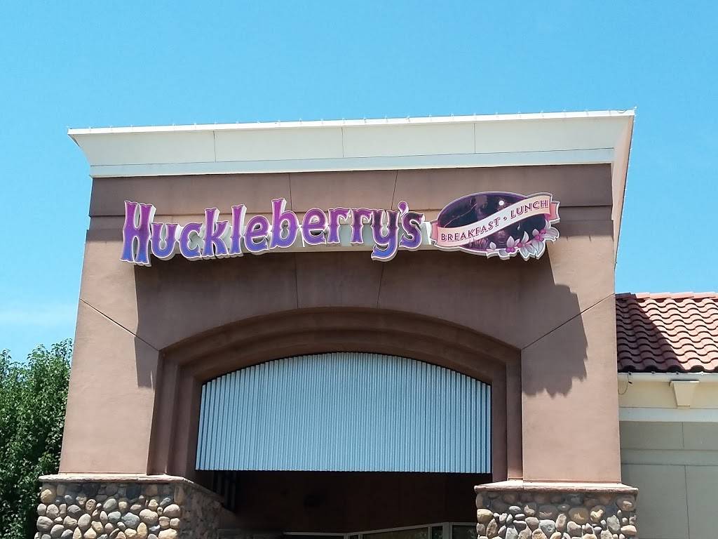 Huckleberrys | restaurant | 1083 E Champlain Dr, Fresno, CA 93720, USA | 5594334840 OR +1 559-433-4840