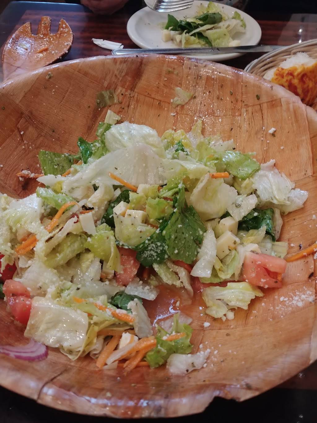 Ferraros Restaurant & Pizzeria | restaurant | 1061 Amboy Ave, Edison, NJ 08837, USA | 7322253113 OR +1 732-225-3113