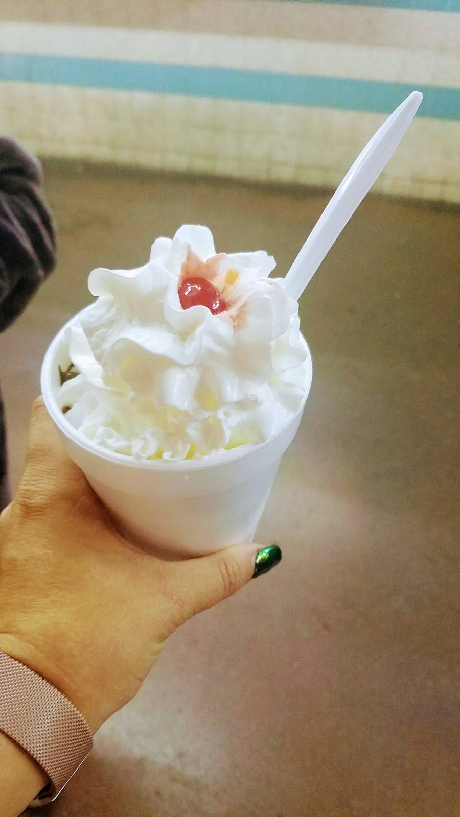 Tastee | restaurant | 168 E 4th St, Perris, CA 92570, USA | 9516575018 OR +1 951-657-5018