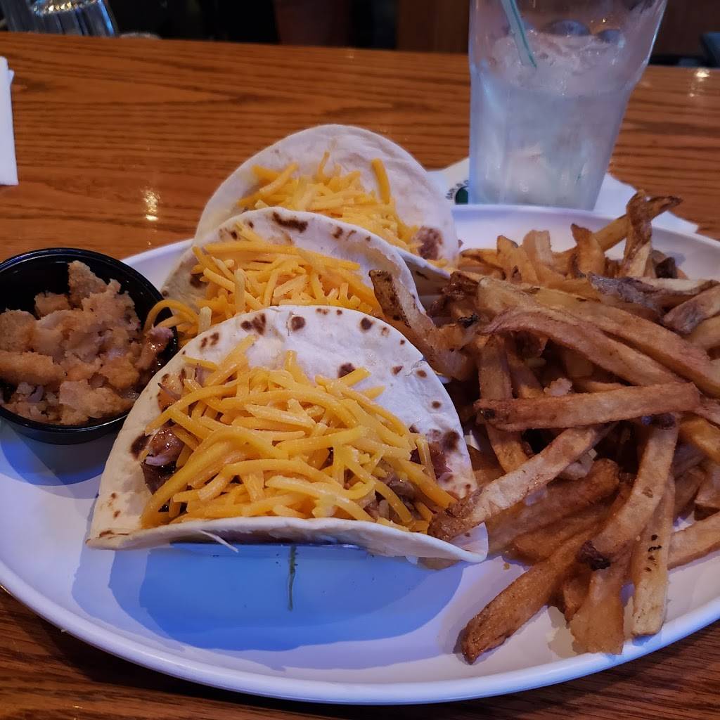 Euclid Paninis | restaurant | 937 E 222nd St, Euclid, OH 44123, USA | 2168129852 OR +1 216-812-9852