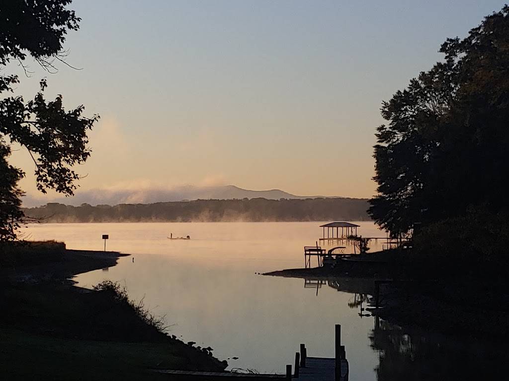 Town & Country Texaco | restaurant | 4700 Martin St S, Cropwell, AL 35054, USA | 2055255775 OR +1 205-525-5775