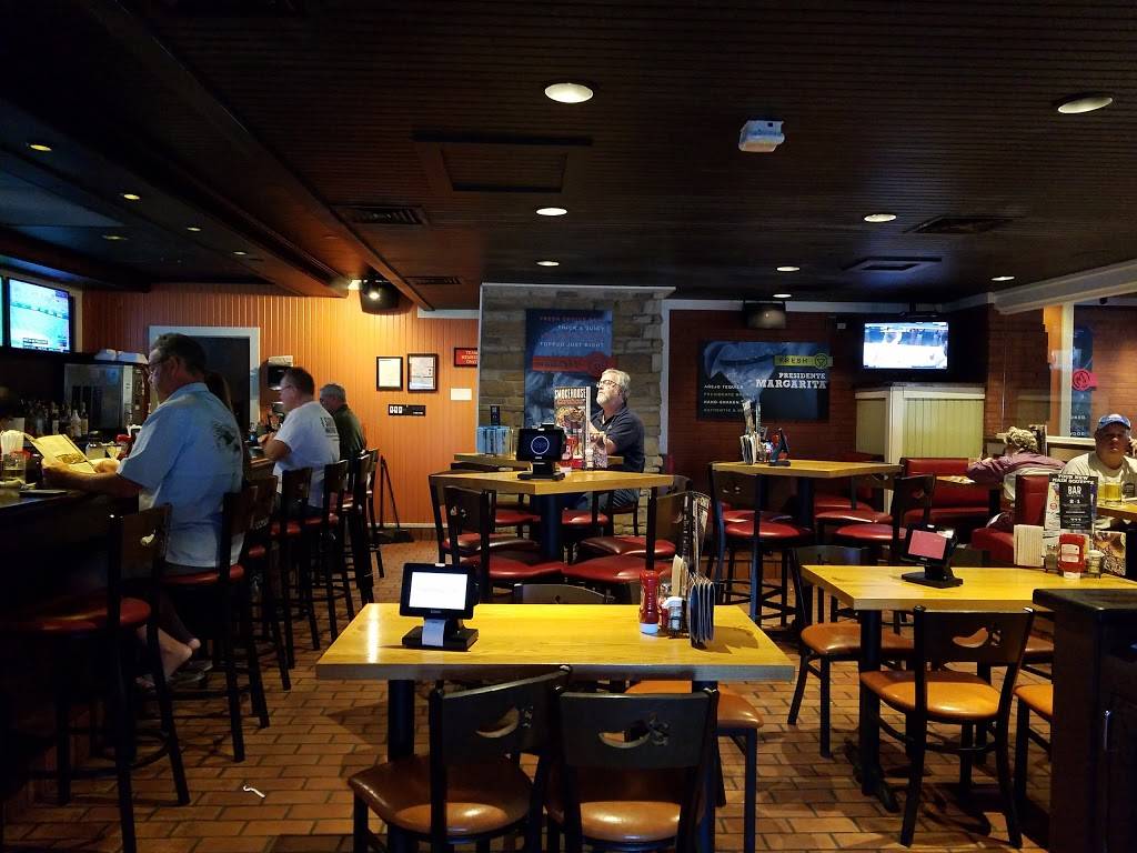 Chilis Grill & Bar | meal takeaway | 2425 E Semoran Blvd, Apopka, FL 32703, USA | 4078807999 OR +1 407-880-7999