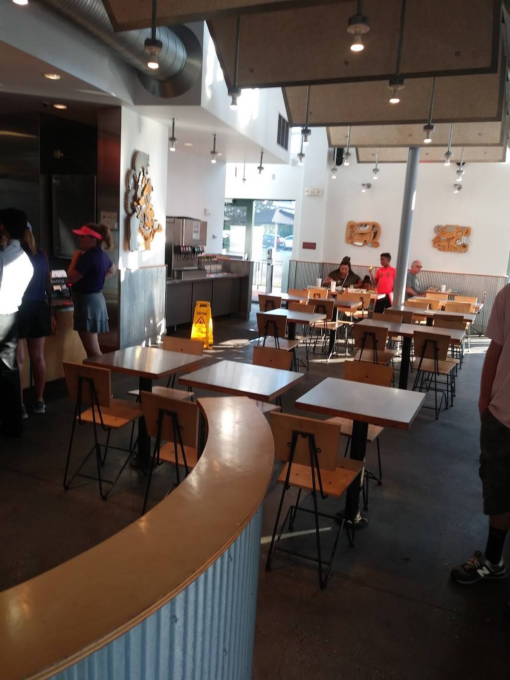 Chipotle Mexican Grill | restaurant | 1420 Westover Terrace Ste A, Greensboro, NC 27408, USA | 3362725503 OR +1 336-272-5503