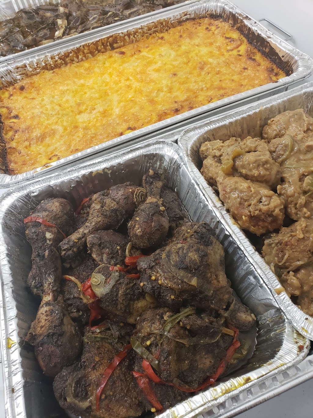 Quitas Soul Food Kitchen & Catering..LLC. | restaurant | 5607 S Racine Ave, Chicago, IL 60636, USA | 7739393694 OR +1 773-939-3694