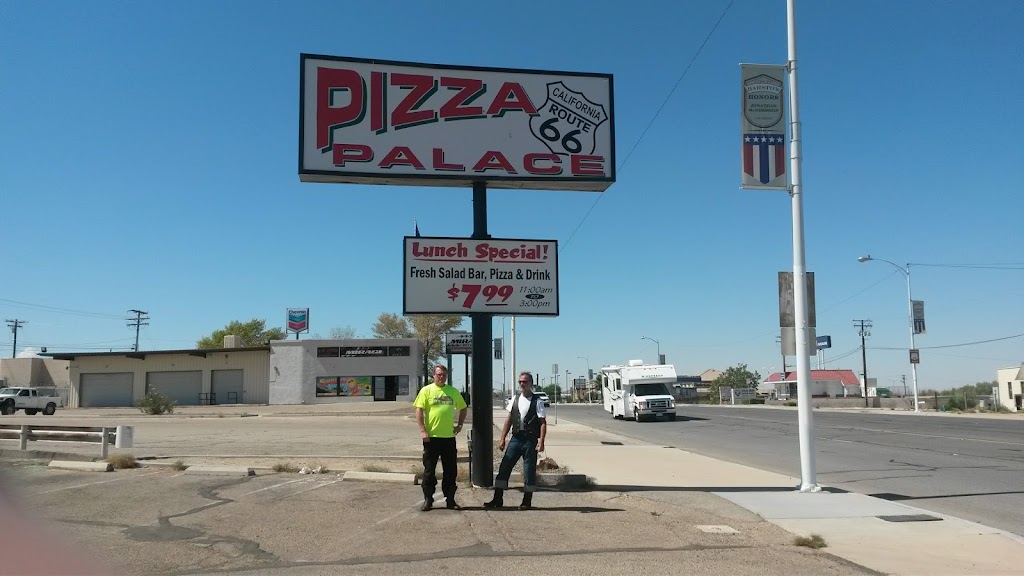 Route 66 Pizza Palace | restaurant | 2046 Main St, Barstow, CA 92311, USA | 7602562207 OR +1 760-256-2207