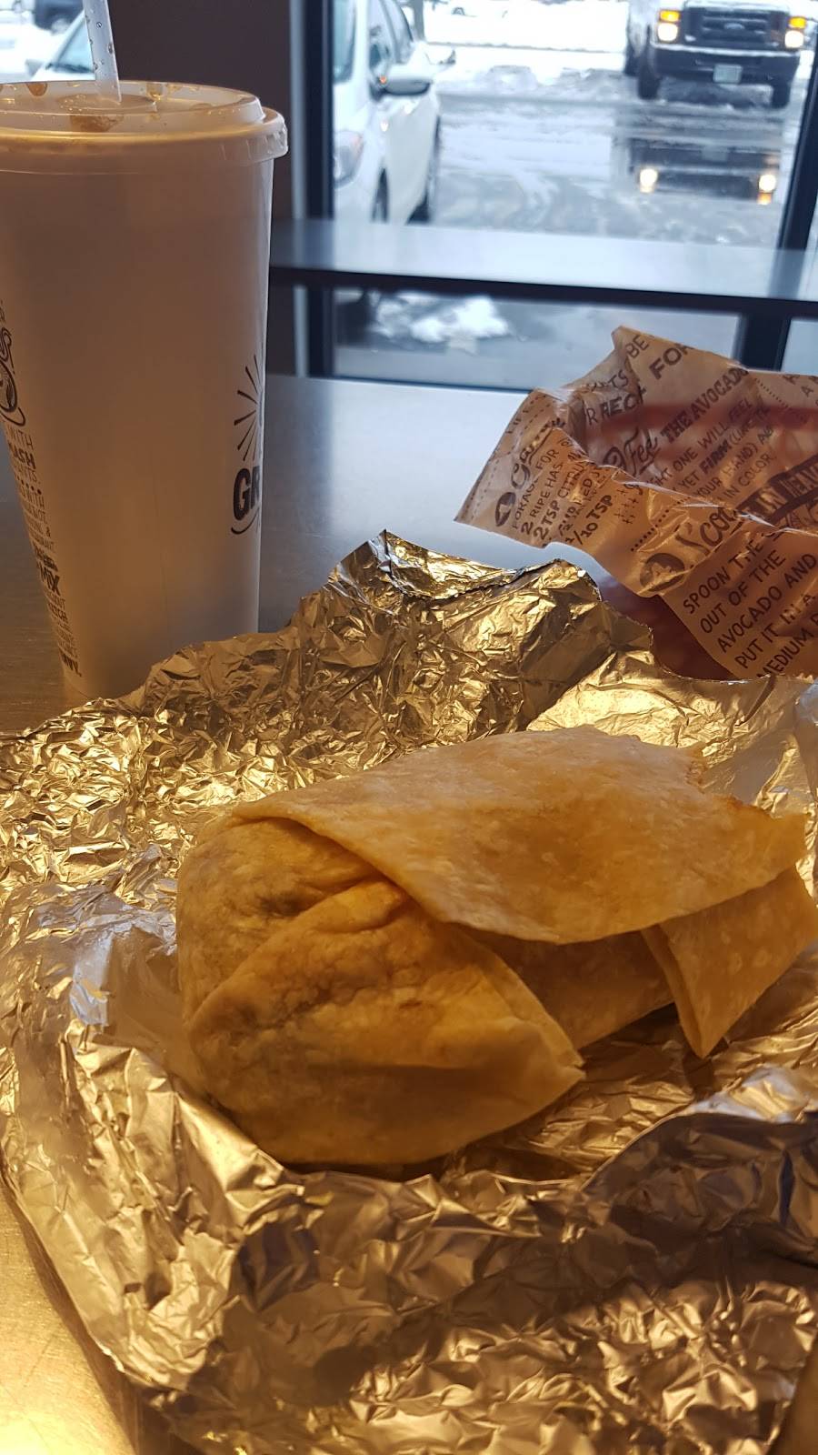 Chipotle Mexican Grill | restaurant | 926 S Willow St, Manchester, NH 03103, USA | 6036242084 OR +1 603-624-2084