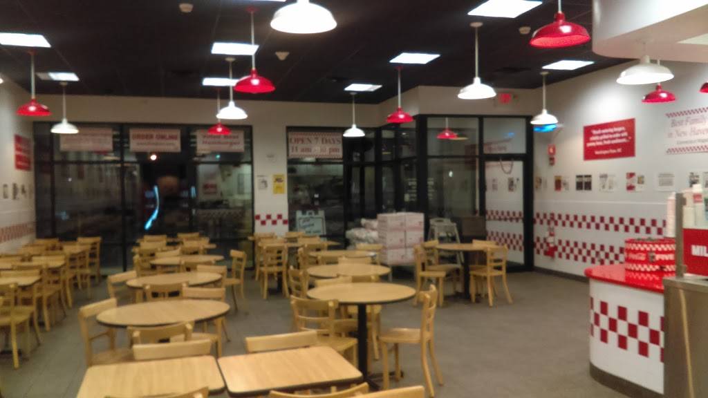 Five Guys | meal takeaway | 3057 NY-50, Saratoga Springs, NY 12866, USA | 5185833135 OR +1 518-583-3135