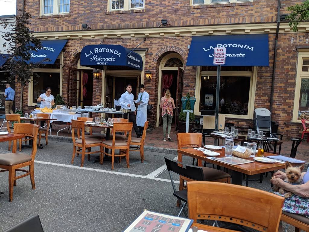 La Rotonda Ristorante | restaurant | 8 Bond St, Great Neck, NY 11021, USA | 5164394870 OR +1 516-439-4870