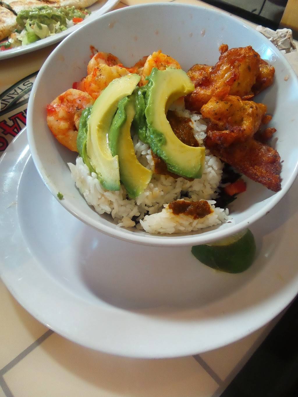 Poquito Mas | restaurant | 13924 Ventura Blvd, Sherman Oaks, CA 91423, USA | 8189817500 OR +1 818-981-7500