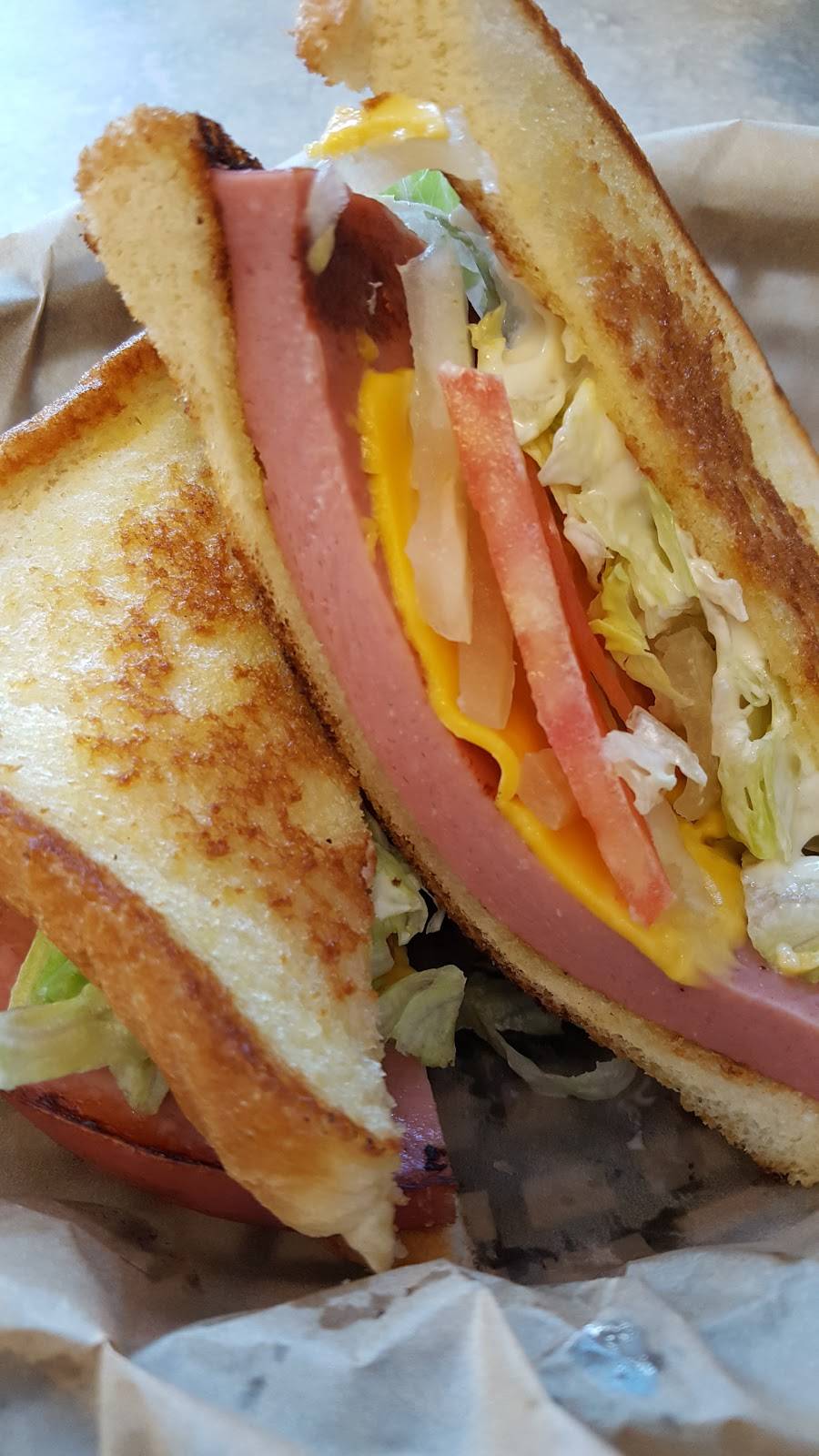 Hwy 55 Burgers Shakes & Fries | restaurant | 17230 US-17 #102, Hampstead, NC 28443, USA | 9102702280 OR +1 910-270-2280