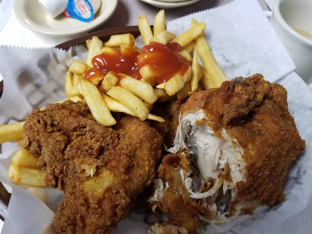 Clear Spring Country Diner | restaurant | 11855 National Pike, Clear Spring, MD 21722, USA | 3018420214 OR +1 301-842-0214