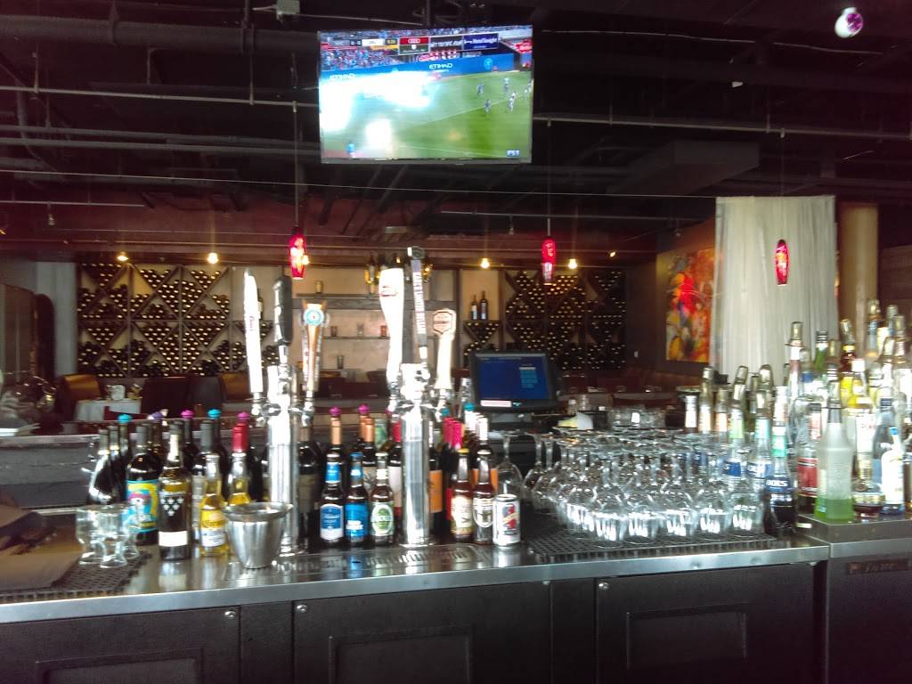 Luxe Restaurant and World Famous Martini Bar | restaurant | 24582 Del Prado Ave, Dana Point, CA 92629, USA | 9492764990 OR +1 949-276-4990