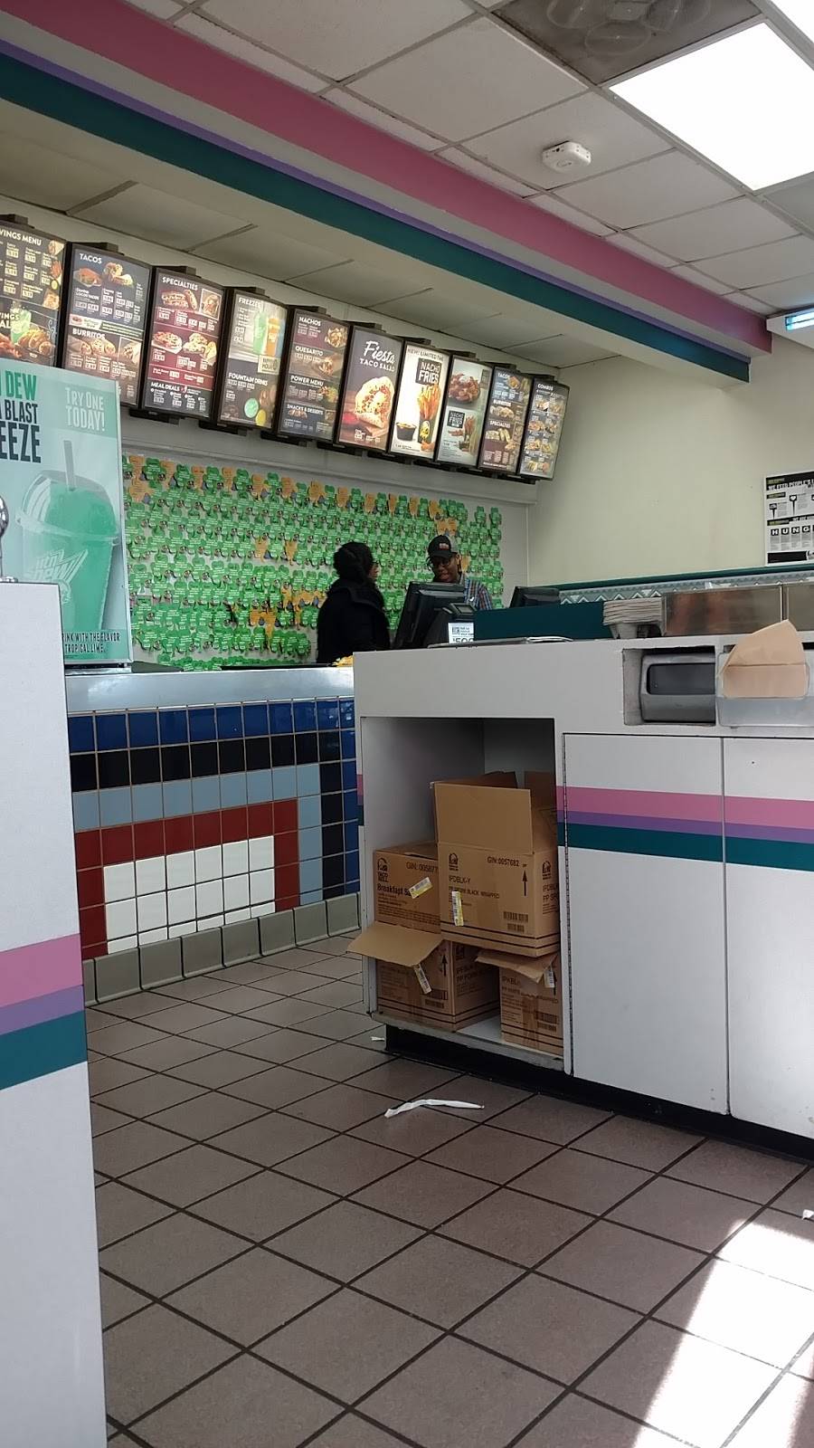 Taco Bell | meal takeaway | 91 Smallwood Dr, Waldorf, MD 20602, USA | 3018438475 OR +1 301-843-8475