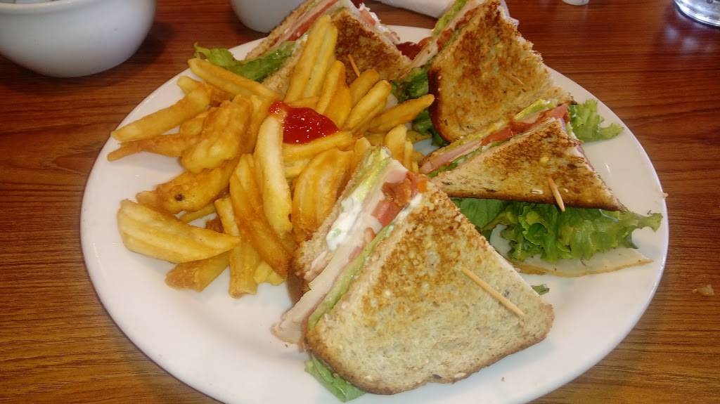 Dennys | restaurant | 5900 Atlantic Blvd, Maywood, CA 90270, USA | 3235603205 OR +1 323-560-3205