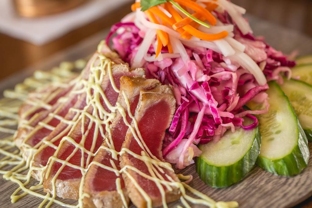 Express Lift Bar | restaurant | 280 Vail Rd, Vail, CO 81657, USA | 9707544590 OR +1 970-754-4590