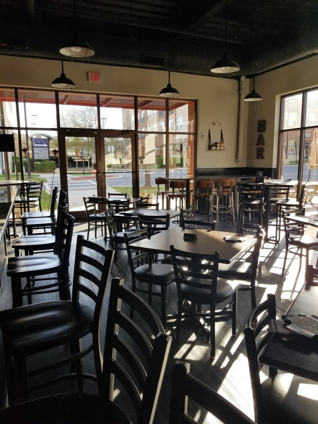 The Corner Bar | restaurant | 2016 Ayrsley Town Blvd a1, Charlotte, NC 28273, USA | 7049106232 OR +1 704-910-6232