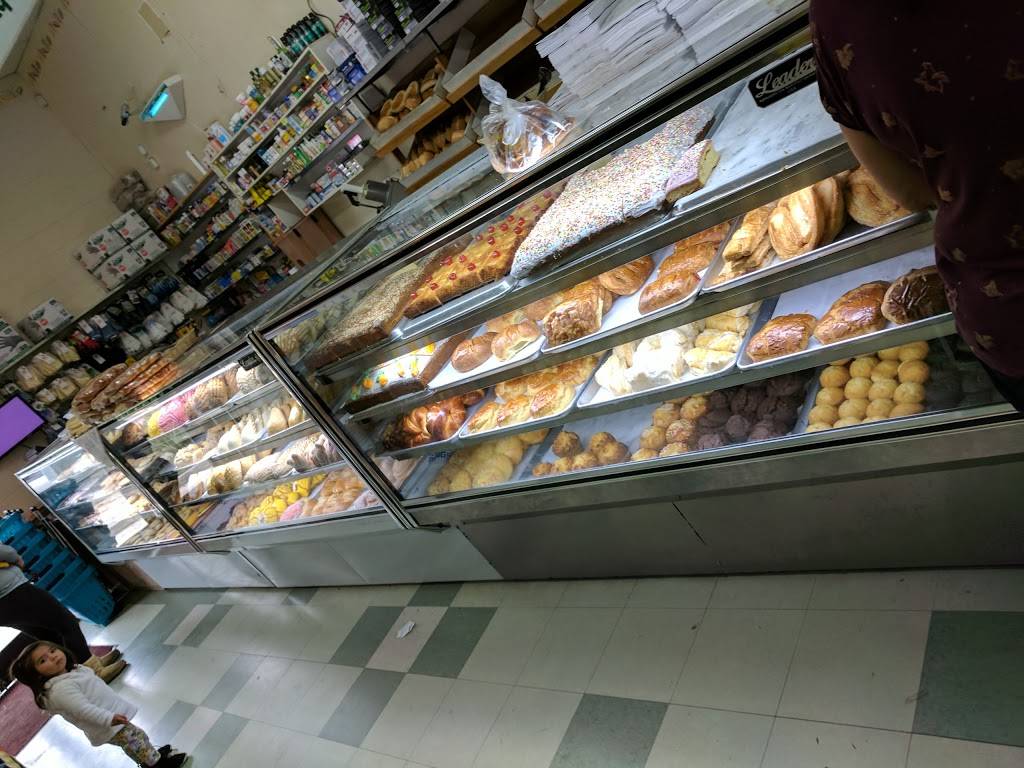 El Rey Market | bakery | 1159 N Sanborn Rd, Salinas, CA 93905, USA | 8314220391 OR +1 831-422-0391