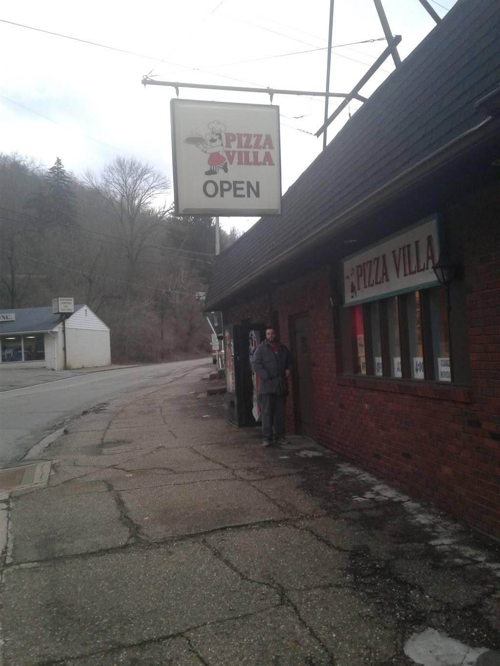 Pizza Villa | restaurant | 4128, 236 29th St, Wheeling, WV 26003, USA | 3042331160 OR +1 304-233-1160