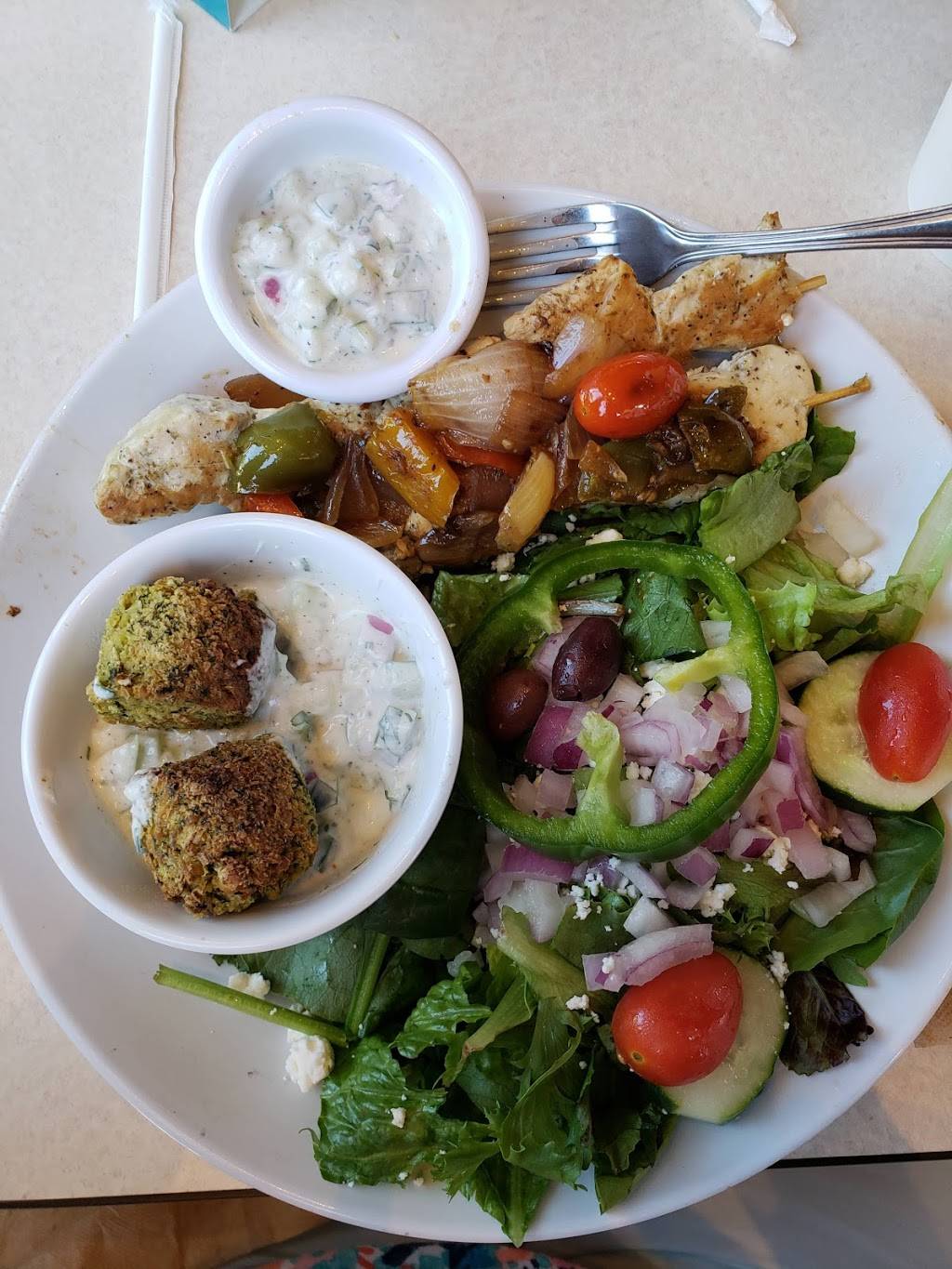 Zoës Kitchen | restaurant | 1651 24th Ave NW, Norman, OK 73069, USA | 4053605700 OR +1 405-360-5700