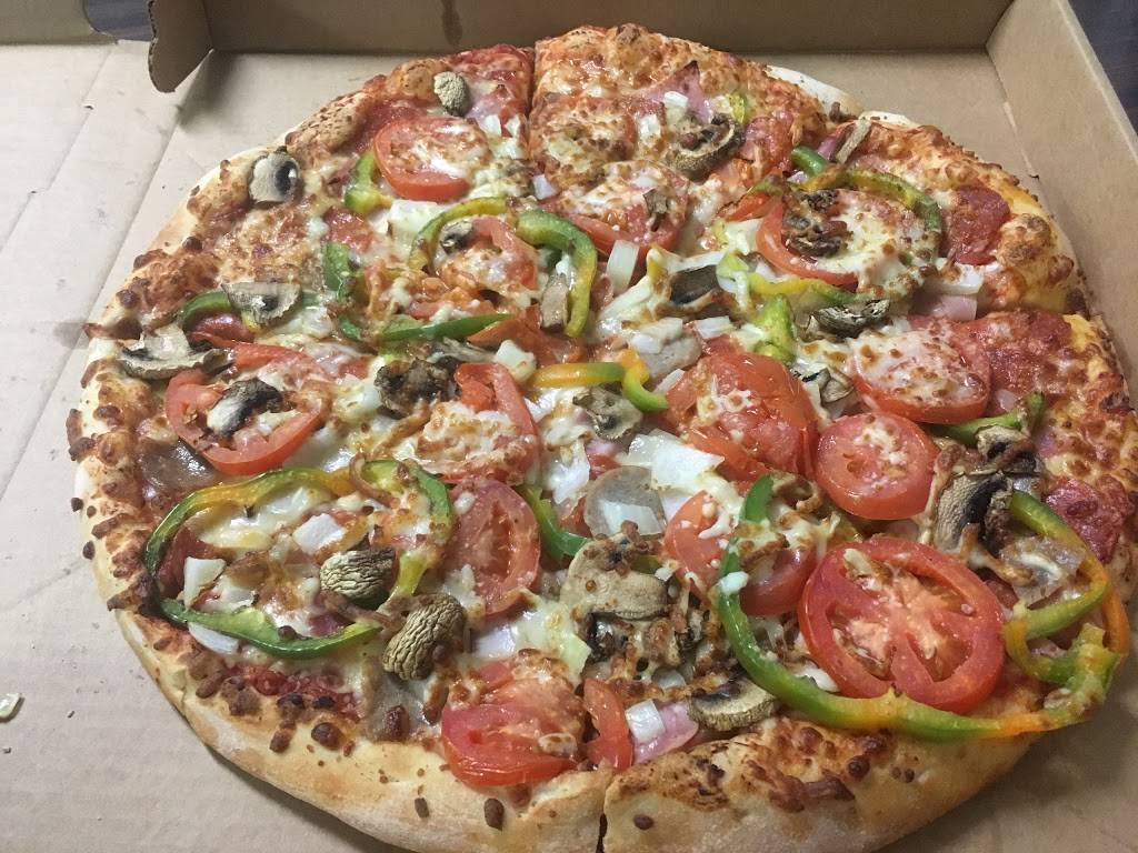 Yanni Pizza | restaurant | 260 W Main St, Hillsboro, NH 03244, USA | 6034644700 OR +1 603-464-4700