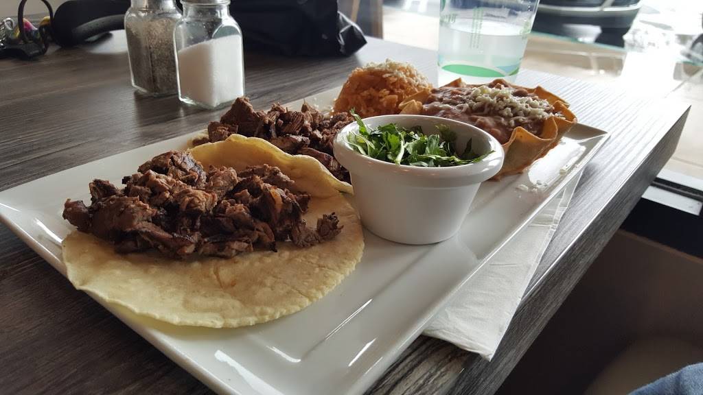 Habanero Mexican Grill | restaurant | 2024 E Avenida De Los Arboles D, Thousand Oaks, CA 91362, USA | 8052411895 OR +1 805-241-1895