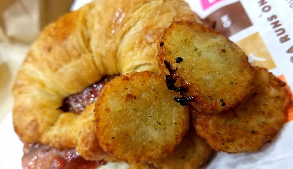 Dunkin | bakery | 7330 NW 36th St, Miami, FL 33166, USA | 3054206137 OR +1 305-420-6137