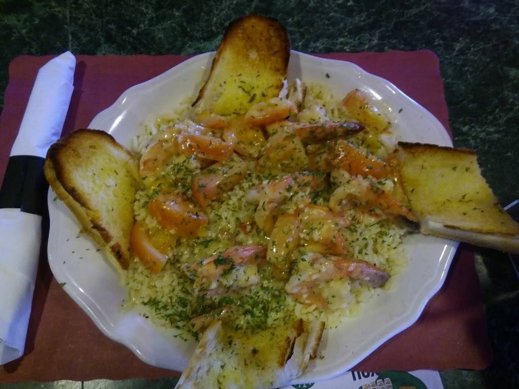 Middle Ground Grill | restaurant | 416 Middle St, Weymouth, MA 02189, USA | 7813379905 OR +1 781-337-9905