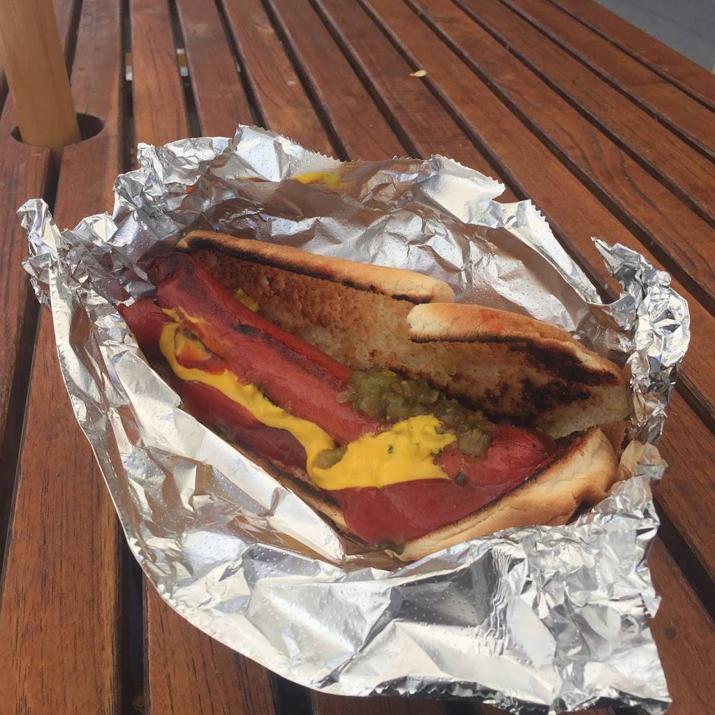 Gourmet Franks | restaurant | 199 Stanford Shopping Center, Palo Alto, CA 94304, USA | 6503277246 OR +1 650-327-7246