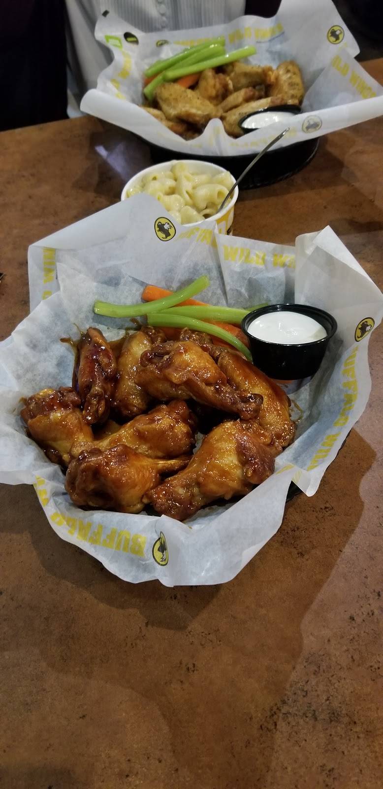 Buffalo Wild Wings | restaurant | 567 Route 211 East, Middletown, NY 10941, USA | 8456731062 OR +1 845-673-1062