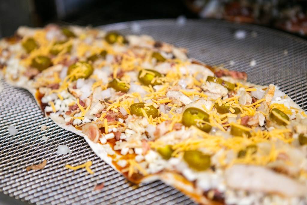 Legacy Lanes | night club | 901 N Birch St, Monticello, IA 52310, USA | 3194655077 OR +1 319-465-5077