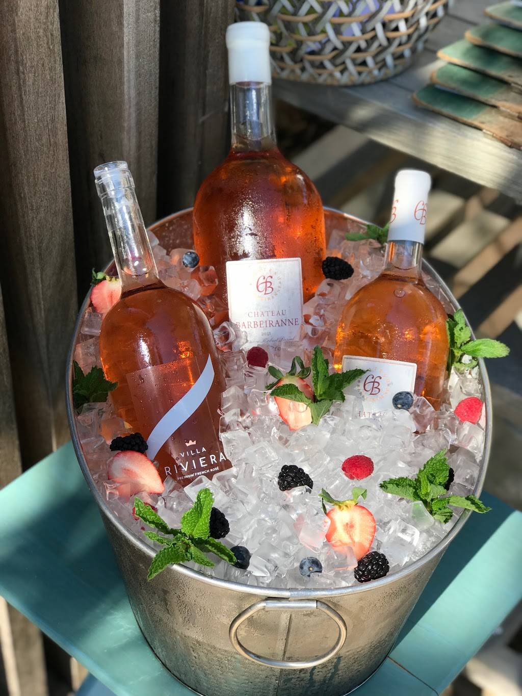 DUNE Burgers on the Beach | night club | 455 Grand Bay Dr, Key Biscayne, FL 33149, USA | 3053654500 OR +1 305-365-4500