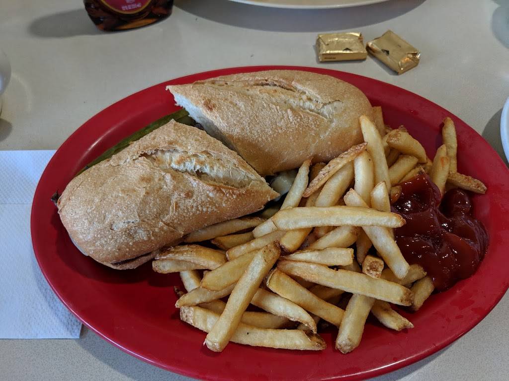 Lindas Winter Park Diner | restaurant | 1700 W Fairbanks Ave, Winter Park, FL 32789, USA | 4076442343 OR +1 407-644-2343