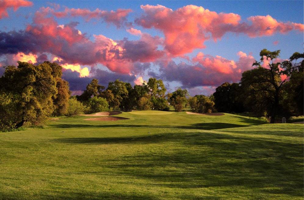 Haggin Oaks Golf Super Shop | restaurant | 3645 Fulton Ave, Sacramento, CA 95821, USA | 9168082526 OR +1 916-808-2526