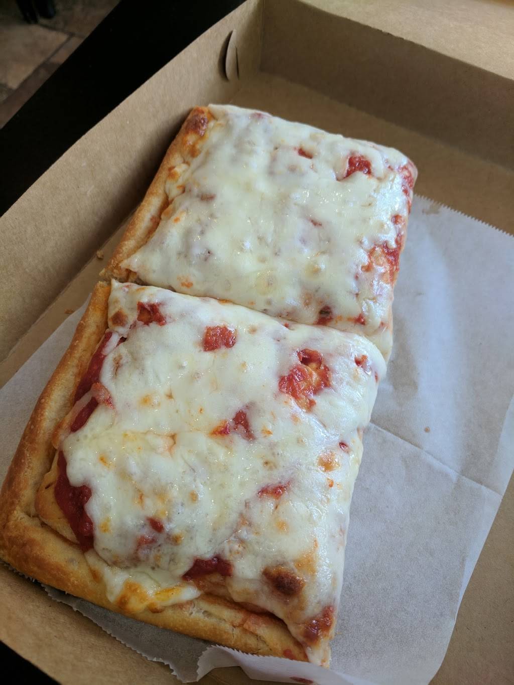 Piccolo Trattoria Italian Restaurant | restaurant | 455 Main St, New York, NY 10044, USA | 2127532300 OR +1 212-753-2300