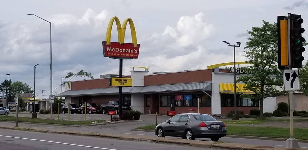 McDonalds | cafe | 140 S 8th St, Medford, WI 54451, USA | 7157482777 OR +1 715-748-2777