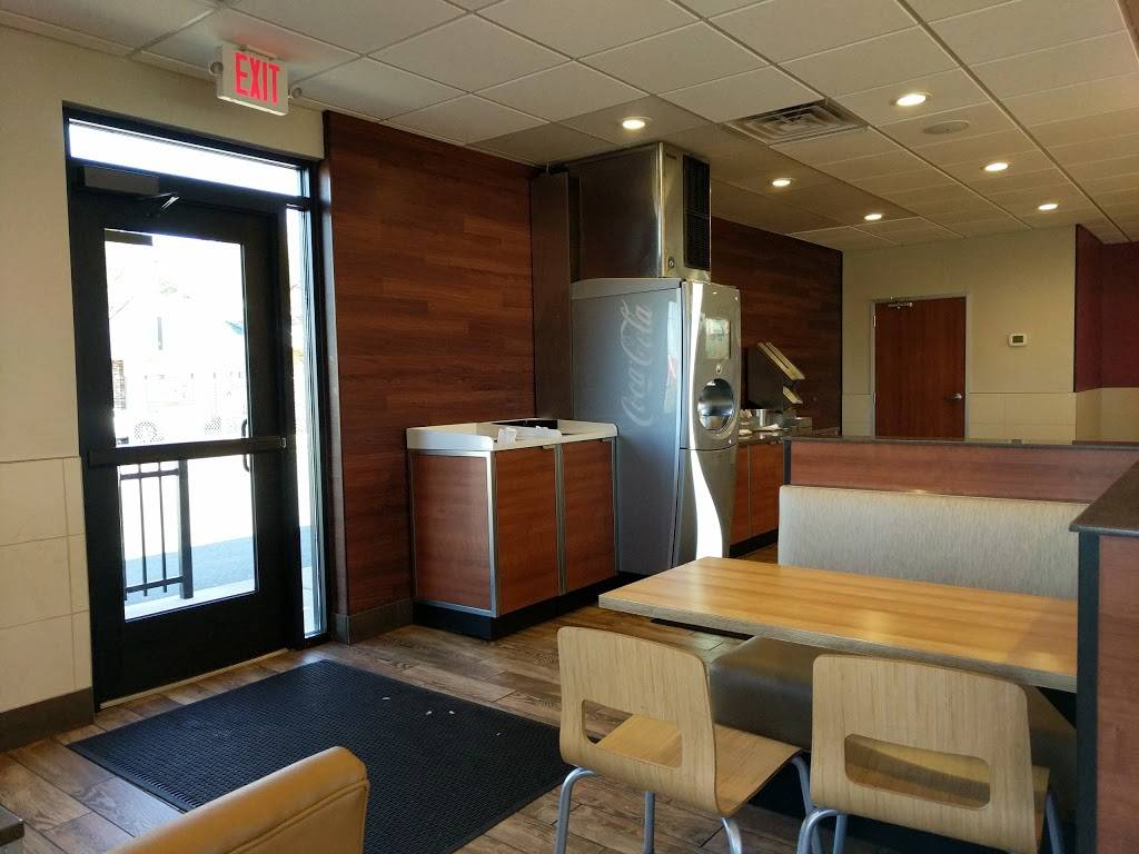 Wendys | restaurant | 4609 Williamsburg Rd, Richmond, VA 23231, USA | 8042222944 OR +1 804-222-2944