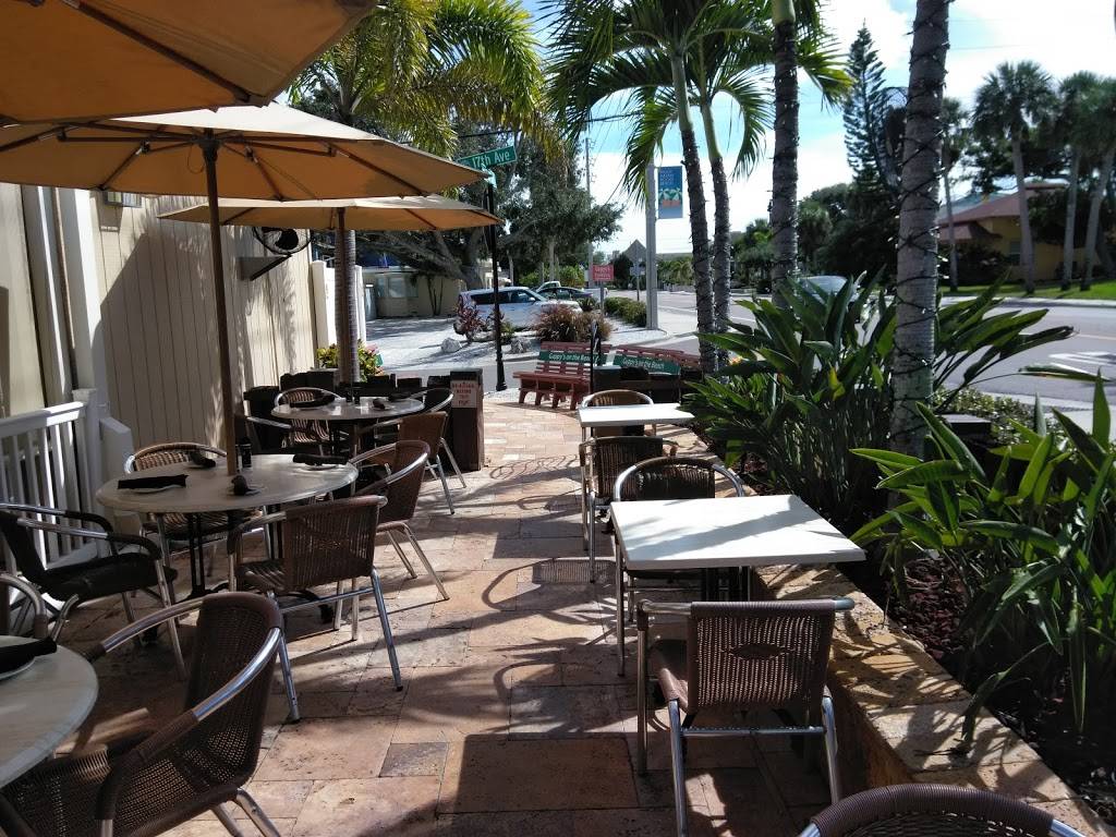 Guppys On the Beach | restaurant | 1701 Gulf Blvd, Indian Rocks Beach, FL 33785, USA | 7275932032 OR +1 727-593-2032