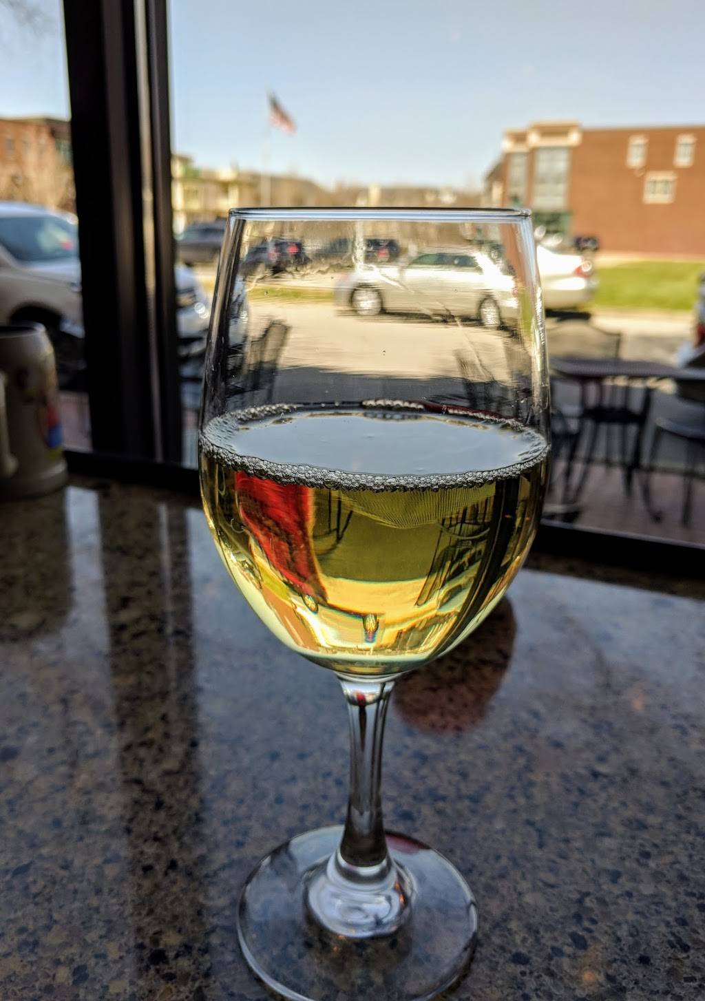 Karems Grill & Pub | restaurant | 9424 Norton Commons Blvd, Prospect, KY 40059, USA | 5023275646 OR +1 502-327-5646