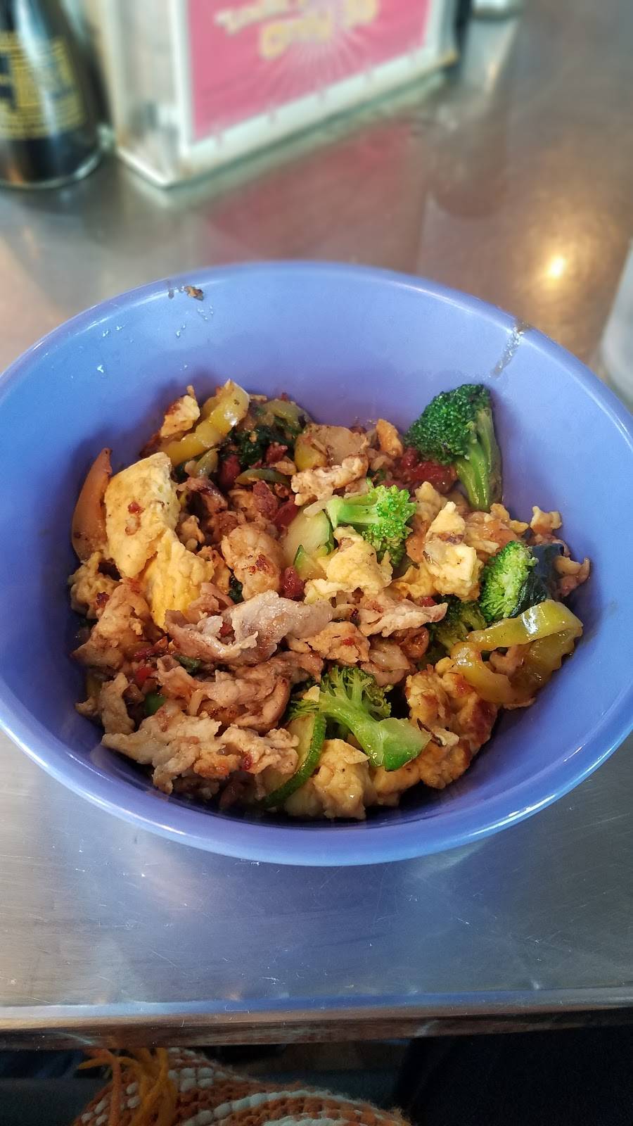 Flaming Amys Bowl SHIPYARD | restaurant | 4418 Shipyard Blvd, Wilmington, NC 28403, USA | 9103997288 OR +1 910-399-7288