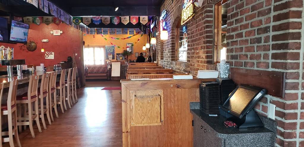 El Toro Mexican Bar & Grill | restaurant | 9190 N Main St, Dayton, OH 45415, USA | 9378324490 OR +1 937-832-4490