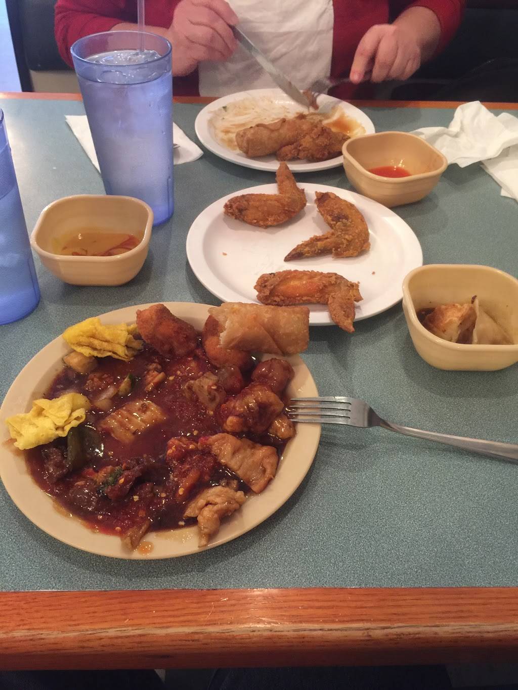 King Garden | restaurant | 115 Lucy Ln # A, Waynesboro, VA 22980, USA | 5409496661 OR +1 540-949-6661