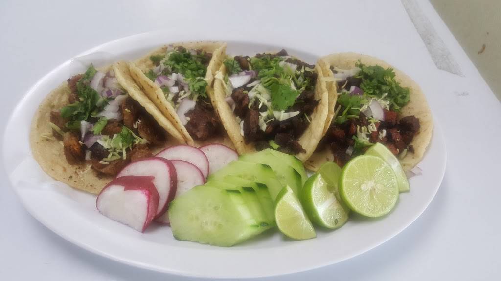 El Yaqui Mexican Restaurant | restaurant | 2920 N 43rd Ave, Phoenix, AZ 85031, USA | 6024422048 OR +1 602-442-2048