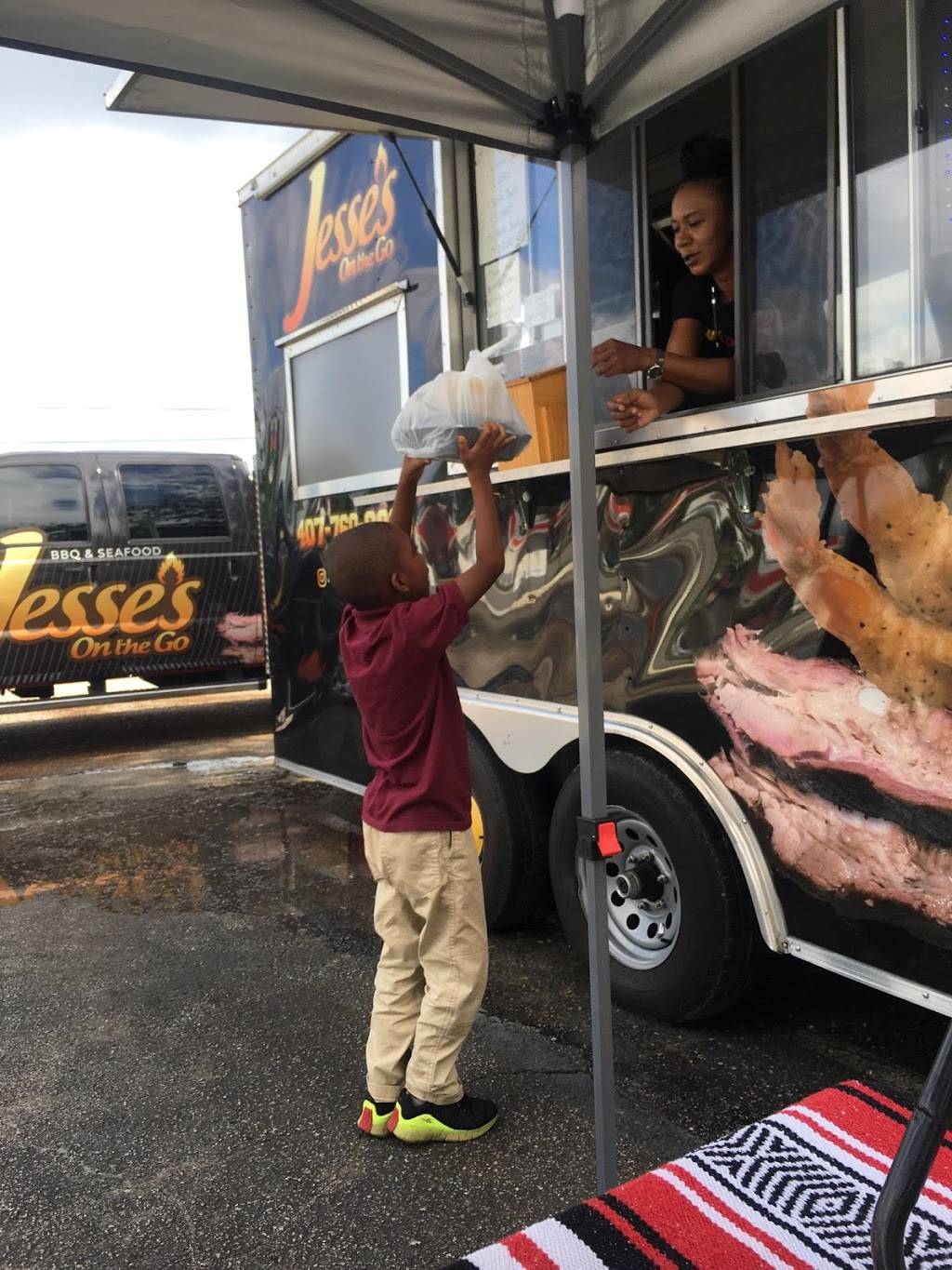 Jesses On The Go | restaurant | 800 Deltona Blvd, Deltona, FL 32725, USA | 4077600809 OR +1 407-760-0809