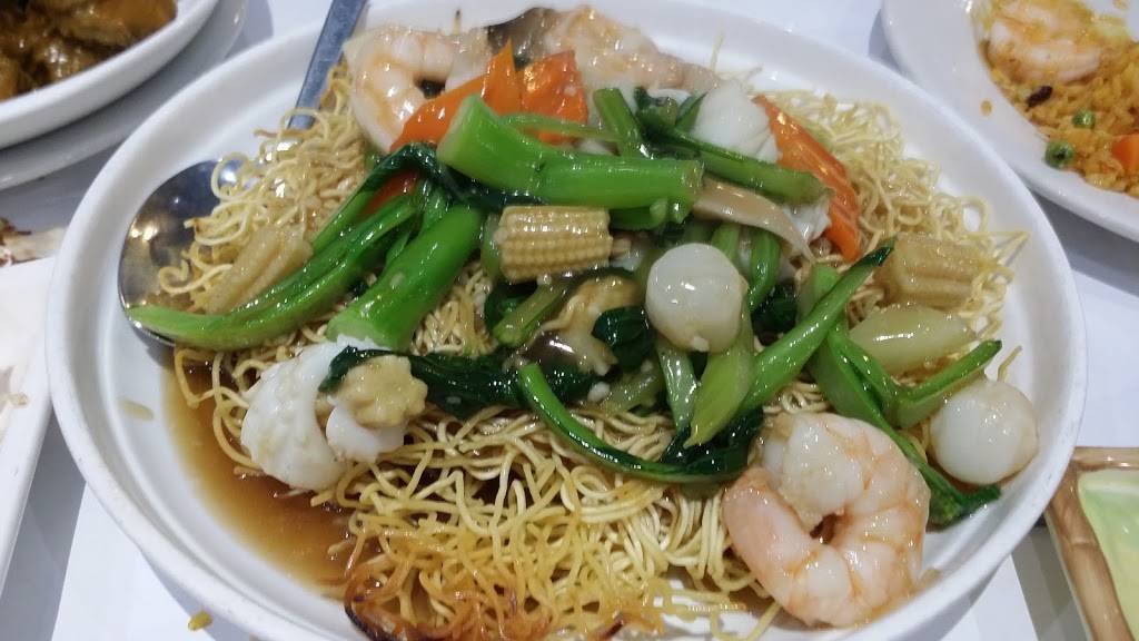 Golden Pineapple | restaurant | 46531 Mission Blvd, Fremont, CA 94539, USA | 5106578608 OR +1 510-657-8608