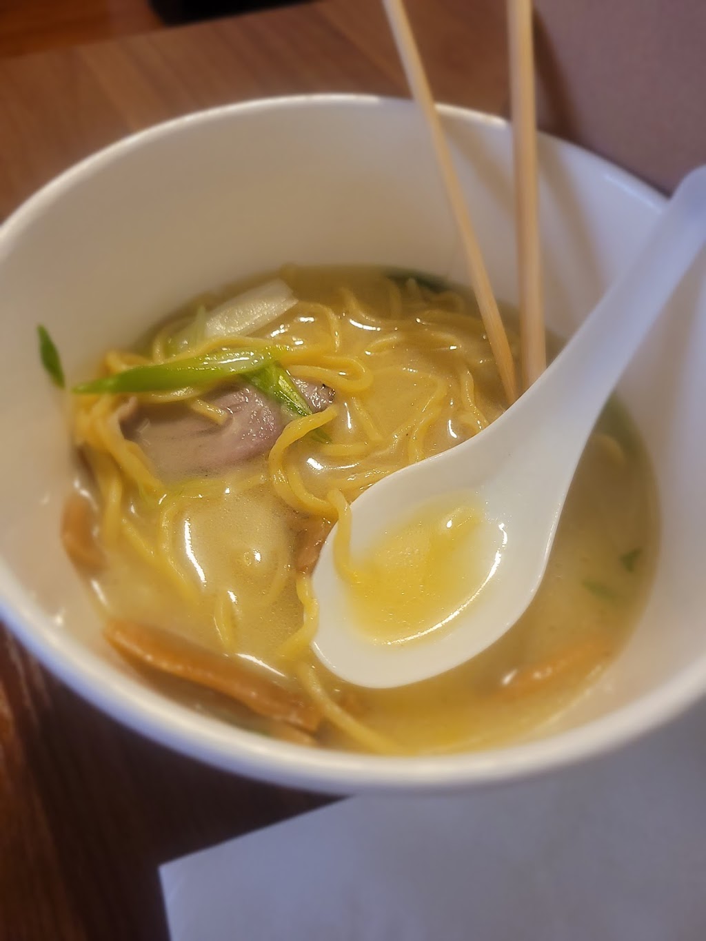 Susuru Ramen | restaurant | 33-19 36th Ave, Queens, NY 11106, USA | 7188061521 OR +1 718-806-1521