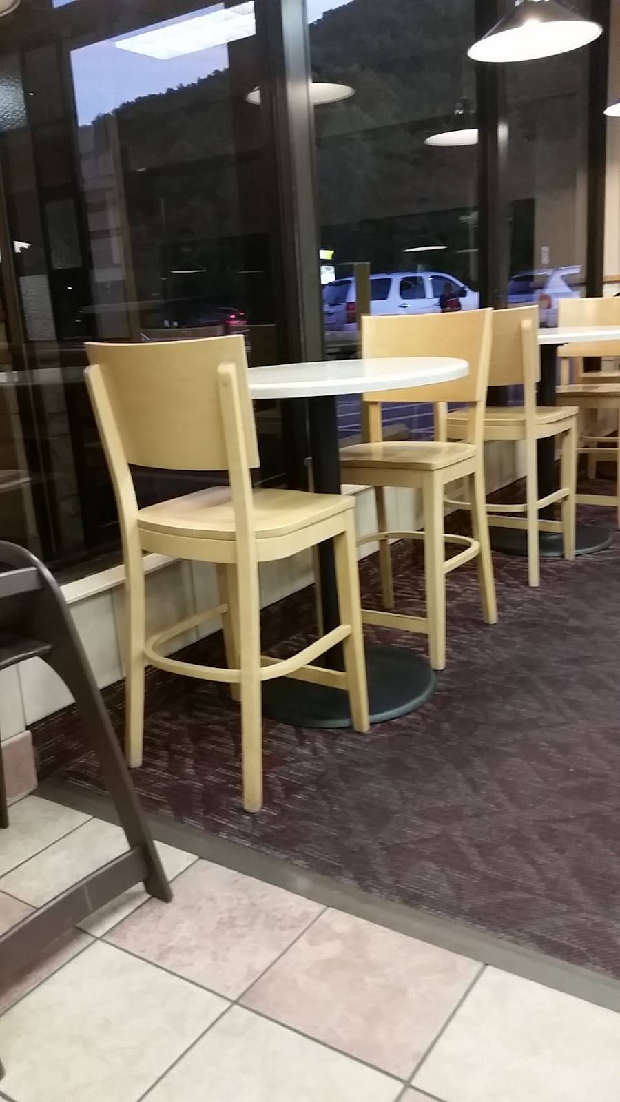 Wendys | restaurant | 673 Us Highway 33 East, Weston, WV 26452, USA | 3042694187 OR +1 304-269-4187