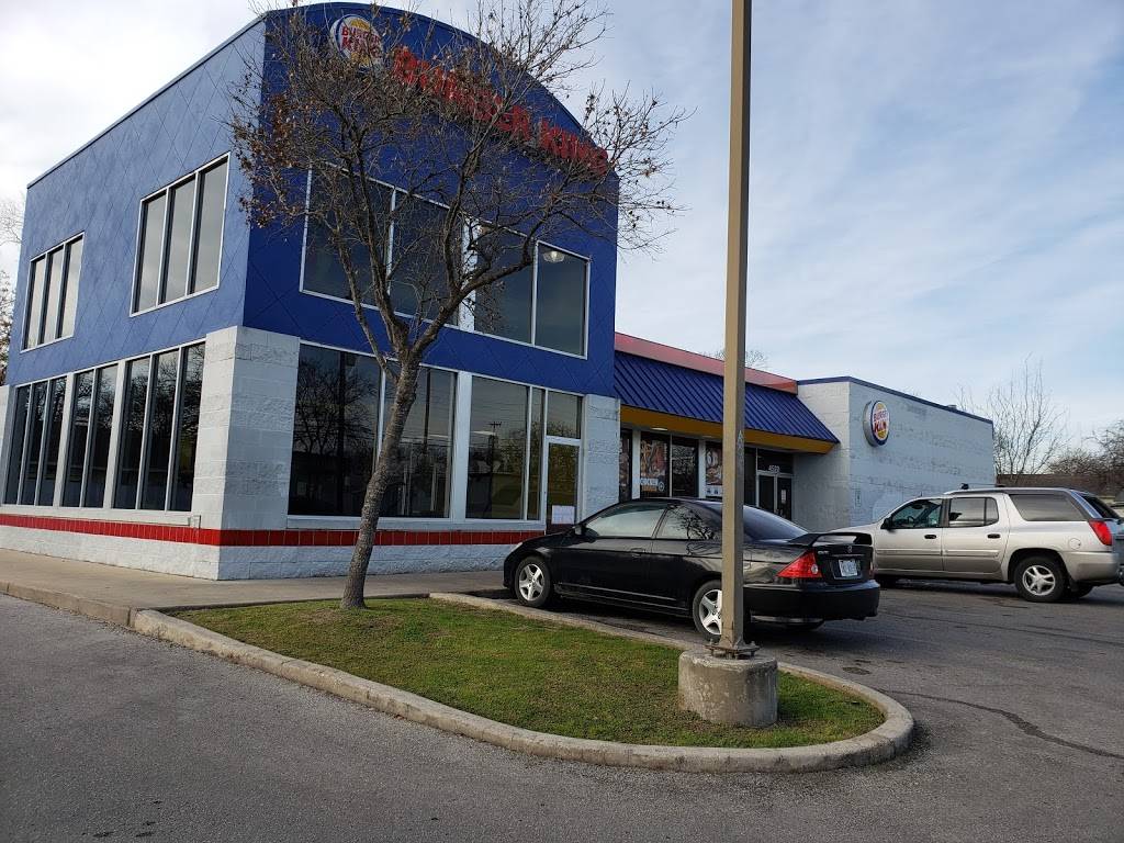 Burger King | restaurant | 4520 W Commerce St, San Antonio, TX 78237, USA | 2104321110 OR +1 210-432-1110